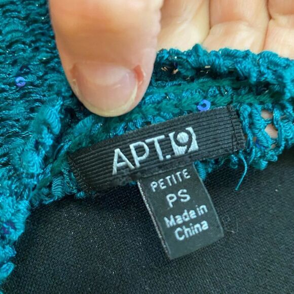 Apt. 9 Women's size Small Petite Stunning Green/Blue Sequined Sweater - Picture 8 of 12